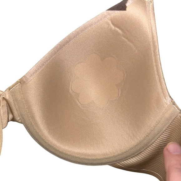 Barely‎ There CustomFlex Fit Dreamform Underwire Bra Medium Nude Used Once EUC - Picture 8 of 10